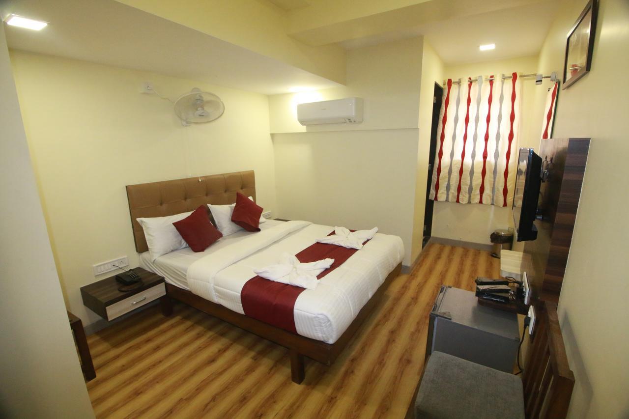 Hotel Alfa International Near Nanavati Hospital Mumbai Near Airport Mumbai Near Juhu Beach Extérieur photo
