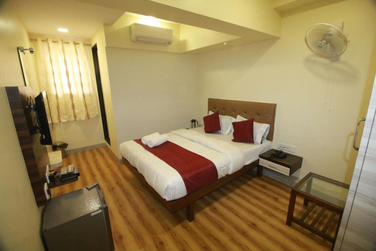 Hotel Alfa International Near Nanavati Hospital Mumbai Near Airport Mumbai Near Juhu Beach Extérieur photo